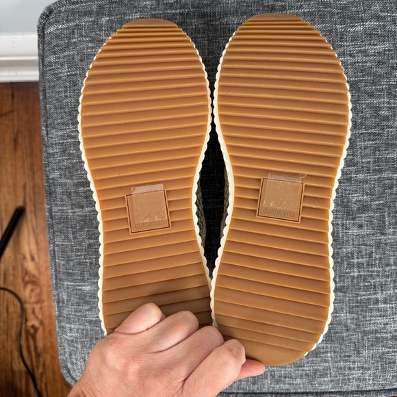 Dolce Vita Dandi Platform Sneakers, Size 8.5, Never Worn Outside! - Picture 13 of 16